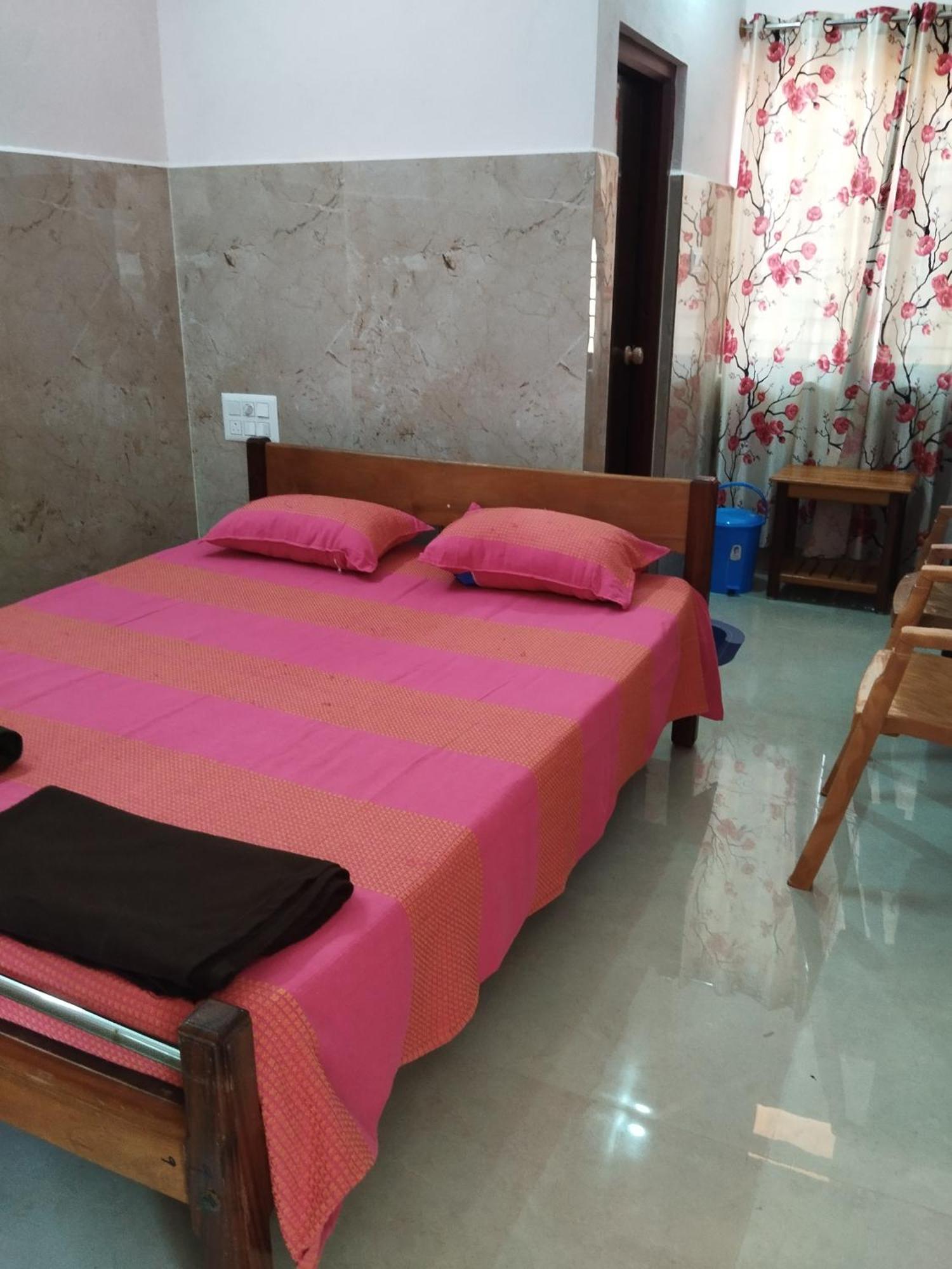 Vanasiri Cottage Dharmastala Phòng bức ảnh